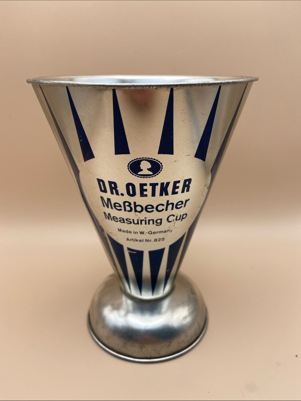 Dr. Oetker Meßbecher Metal Measuring Cup Made in Germany Model # 825